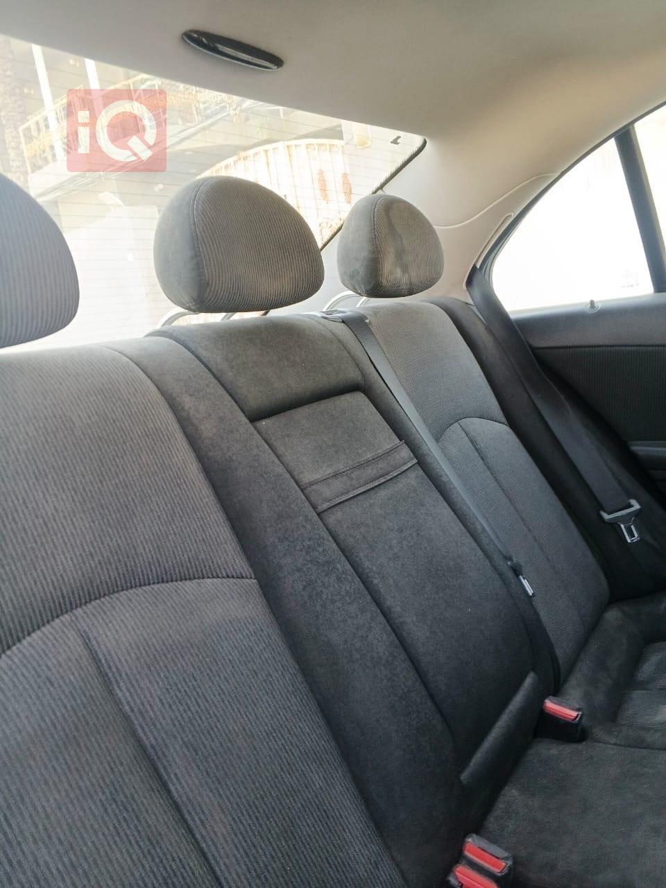 مرسيدس بنز E-Class